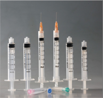 İyi fiyat Üç Parçalı Luer Lock Tek Kullanımlık Enjeksiyon Şırıngaları EO Tarafından Konsantrik Sterilize Edildi çevrimiçi